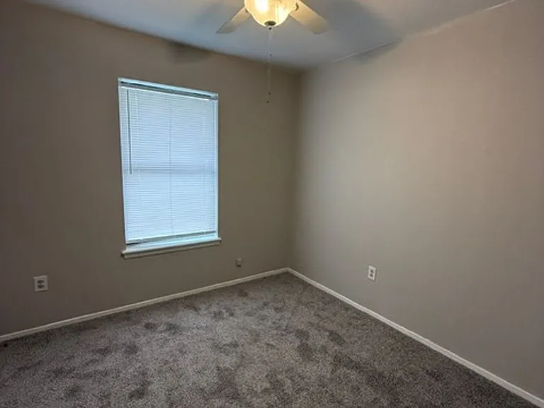 7909 White Blvd — Photo 13