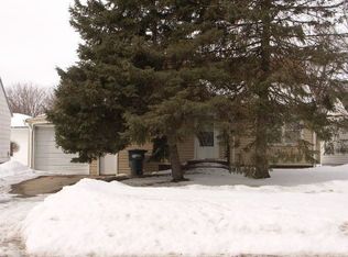 903 N Oakley St, Luverne, MN 56156