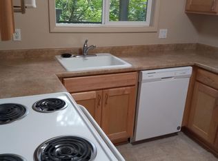 1900 SW Roxbury Ave APT 4, Portland, OR 97225