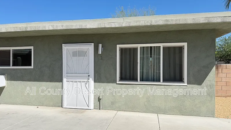 2 bed, 1.0 bath, $1,550 — Photo 3