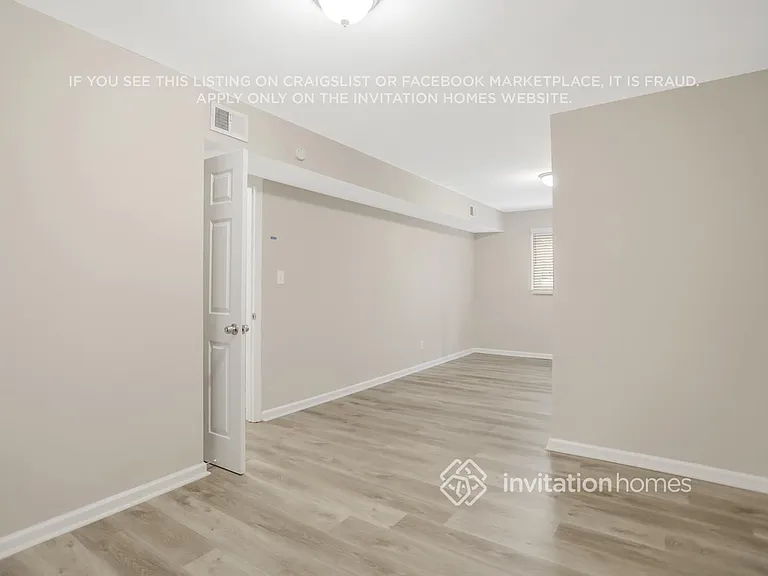 2631 Cavalier Dr — Photo 20