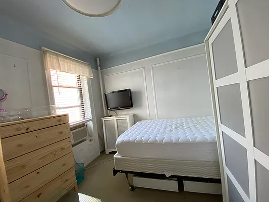 Rented by Prince Real Estate Associates LLC | media 25