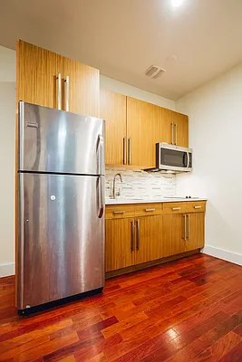 Rented by Nooklyn NYC LLC | media 23