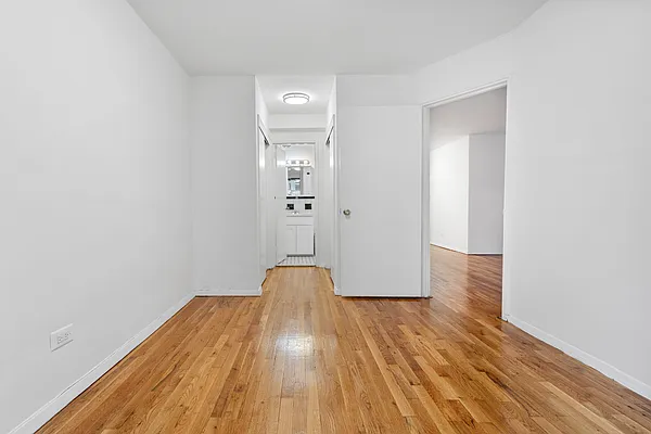 Rented by Oxford Property Group | media 6