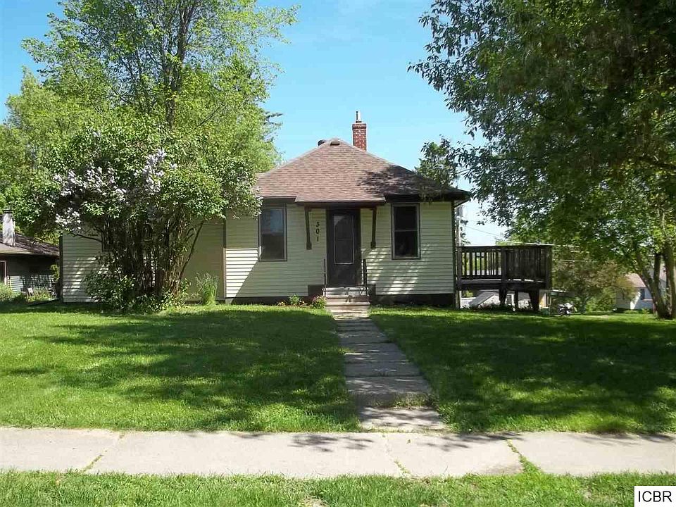 1st image of 301 Mitchell St