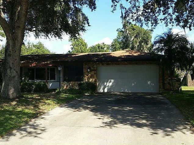 1st image of 1567 Skyline Dr