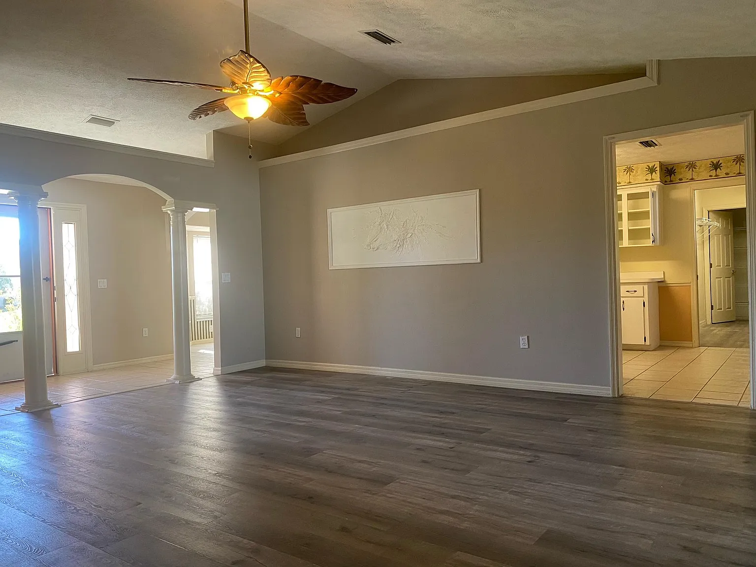 3 bed, 1853 sqft, $1,800 — Photo 4