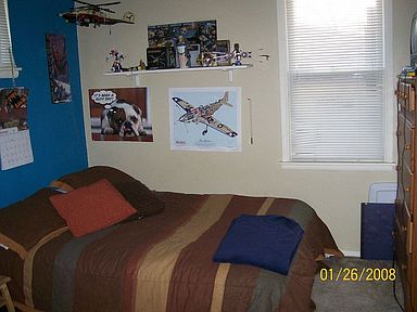 Boy bedroom 2