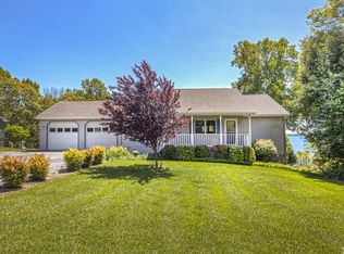 106 Gross Point Dr, Huddleston, VA 24104