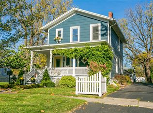 361 N Main St, Canandaigua, NY 14424