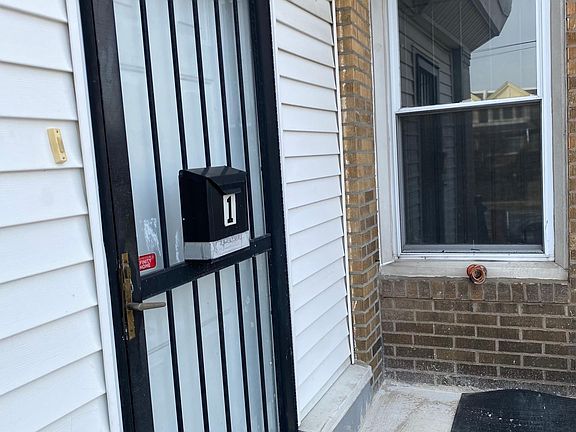 2nd image of 6966 Ogontz Ave #A
