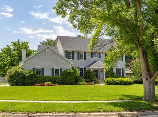 5908 Crabapple Ln, Johnston, IA 50131