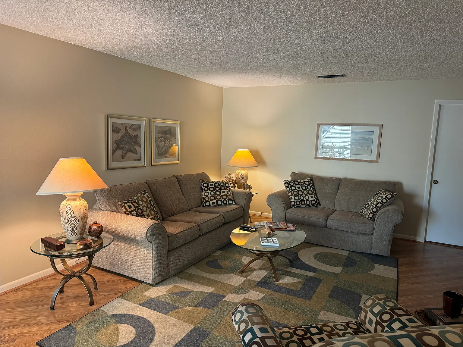 2 bed, 1040 sqft, $2,650 — Photo 3
