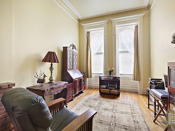 2nd image of 66 W 83rd St APT 1