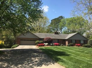 4016 Beaver Brook Rd, Clemmons, NC 27012