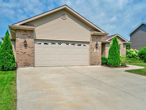 3rd image of 360 S Enrietta Dr