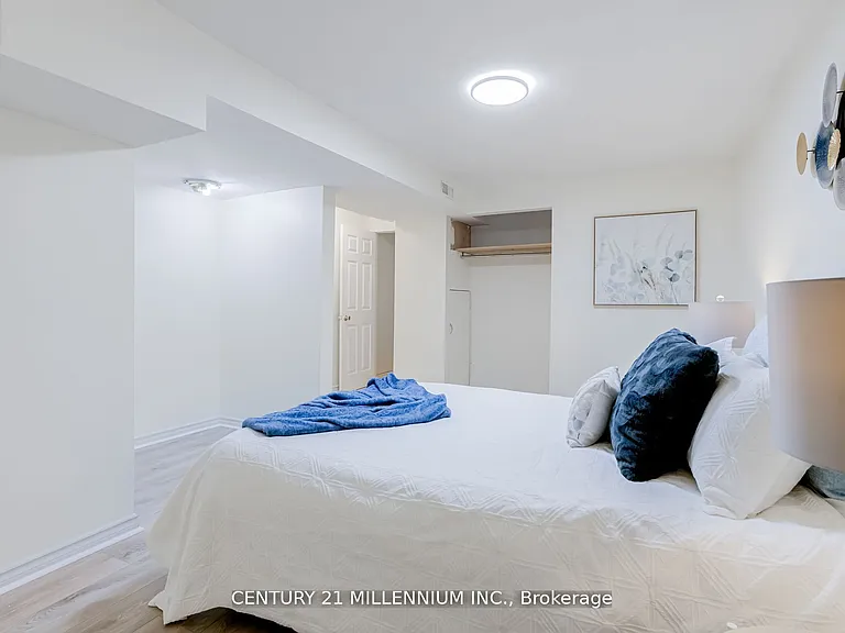 239 Lisa Marie Dr — Photo 34