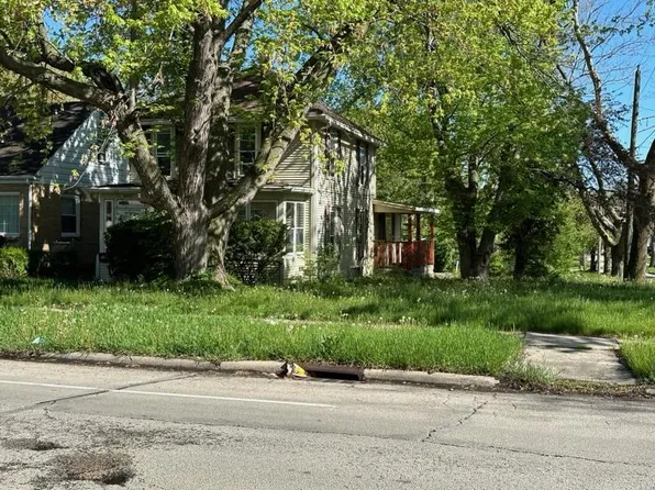 2403 School St, Rockford, IL 61101