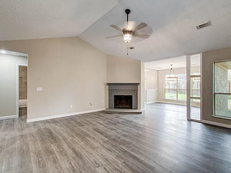 5803 Forest Timbers Dr — Photo 8