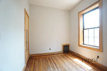 Rented by Rennit Inc.