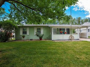 54 Whippoorwill Dr, Decatur, IL 62526