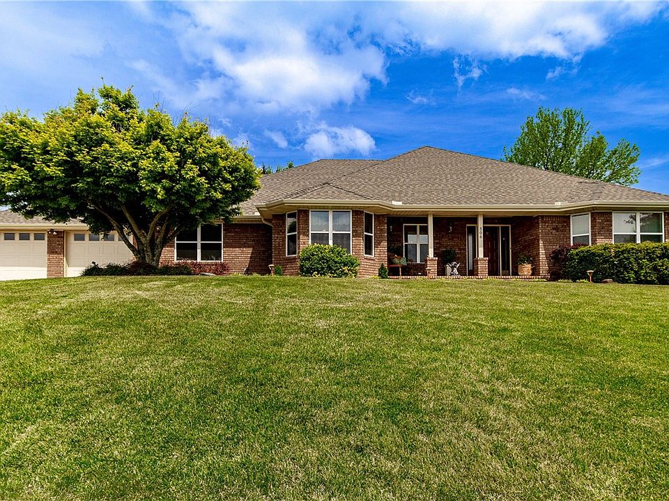 506 Fairway Cir, Springdale, AR 72764 | Zillow