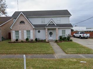 3217 Delille St, Chalmette, LA 70043