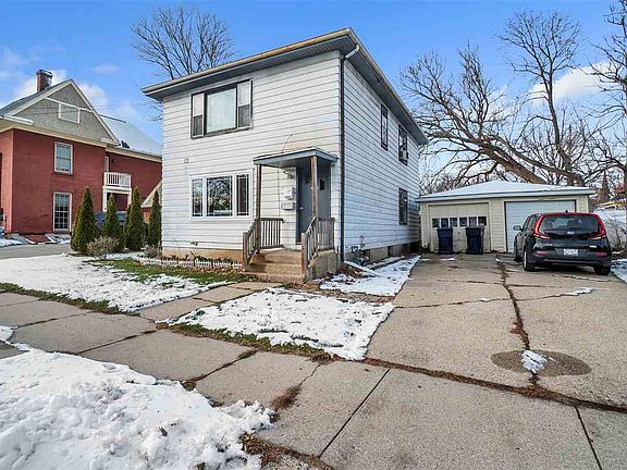 2nd image of 312 W Van Buren St