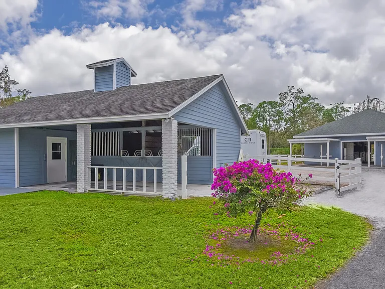 1401 Pelham Rd — Photo 36