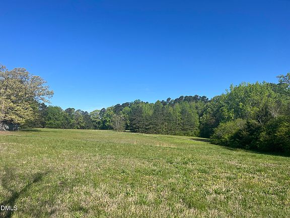 3rd image of 1707 Tower Rd