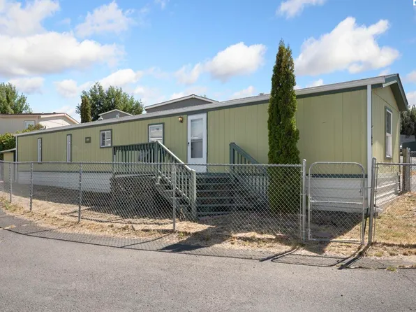 260 NW Golden Hills Dr Space 46, Pullman, WA 99163