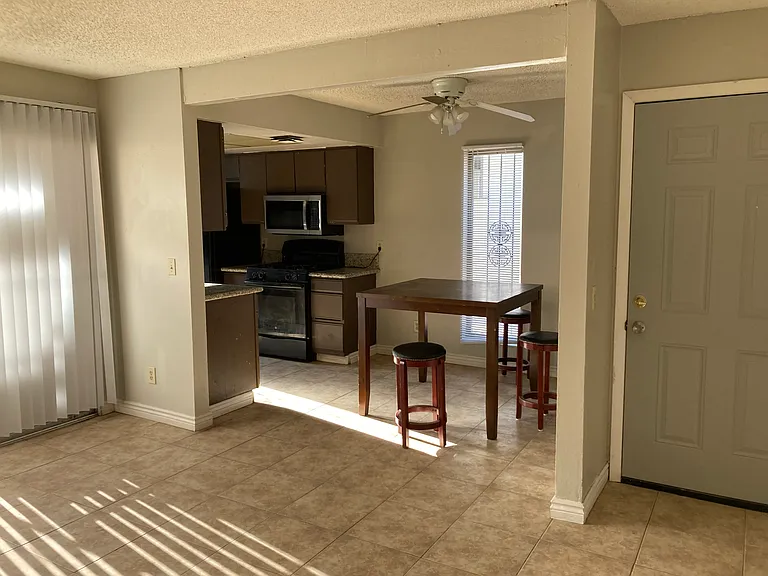 1405 Vegas Valley Dr #291 — Photo 1