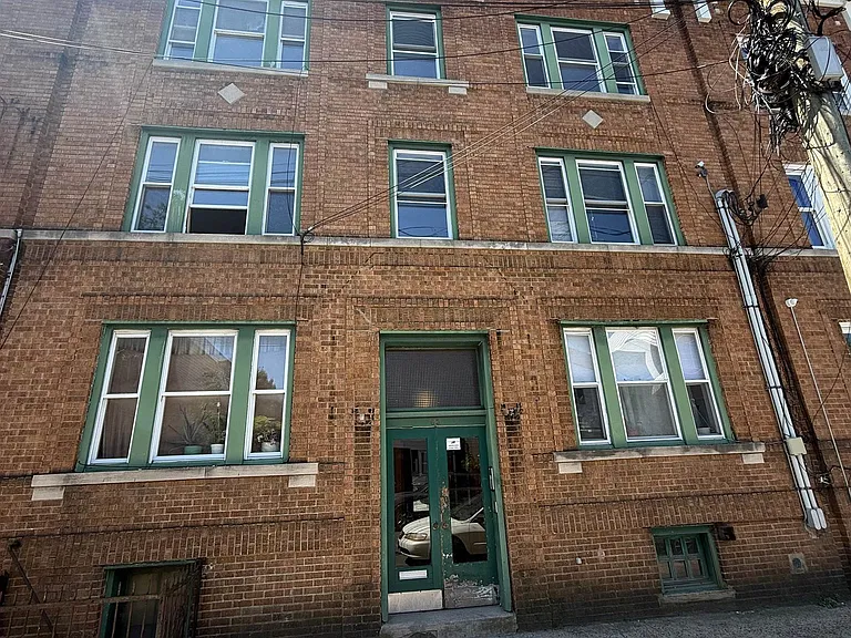65 Hopkins Ave — Photo 3