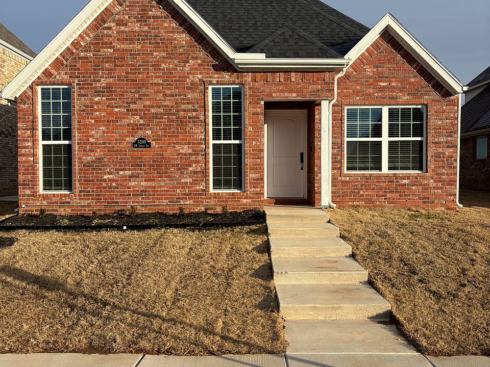 1st image of 3200 SW Lovely Ln