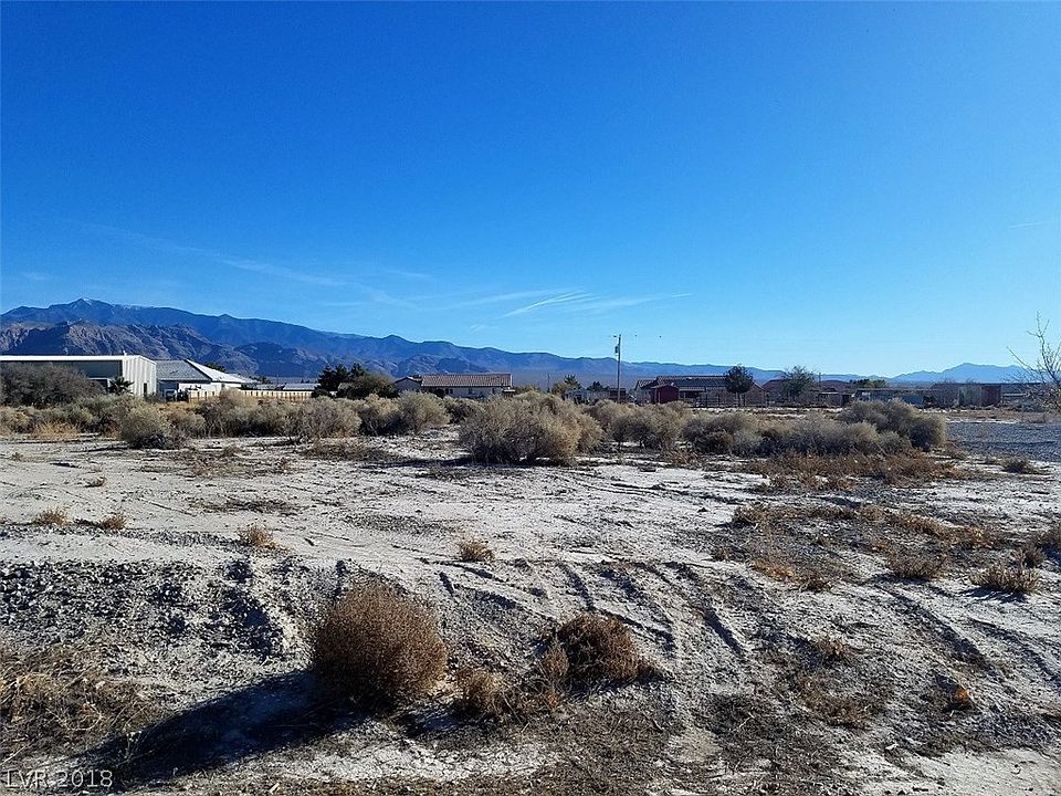 1st image of 3861 S Sagebrush Ave