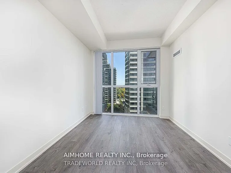 4955 Yonge St #1205 — Photo 4
