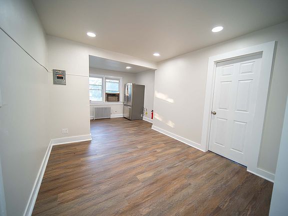 3rd image of 50 Anderson Ave #2