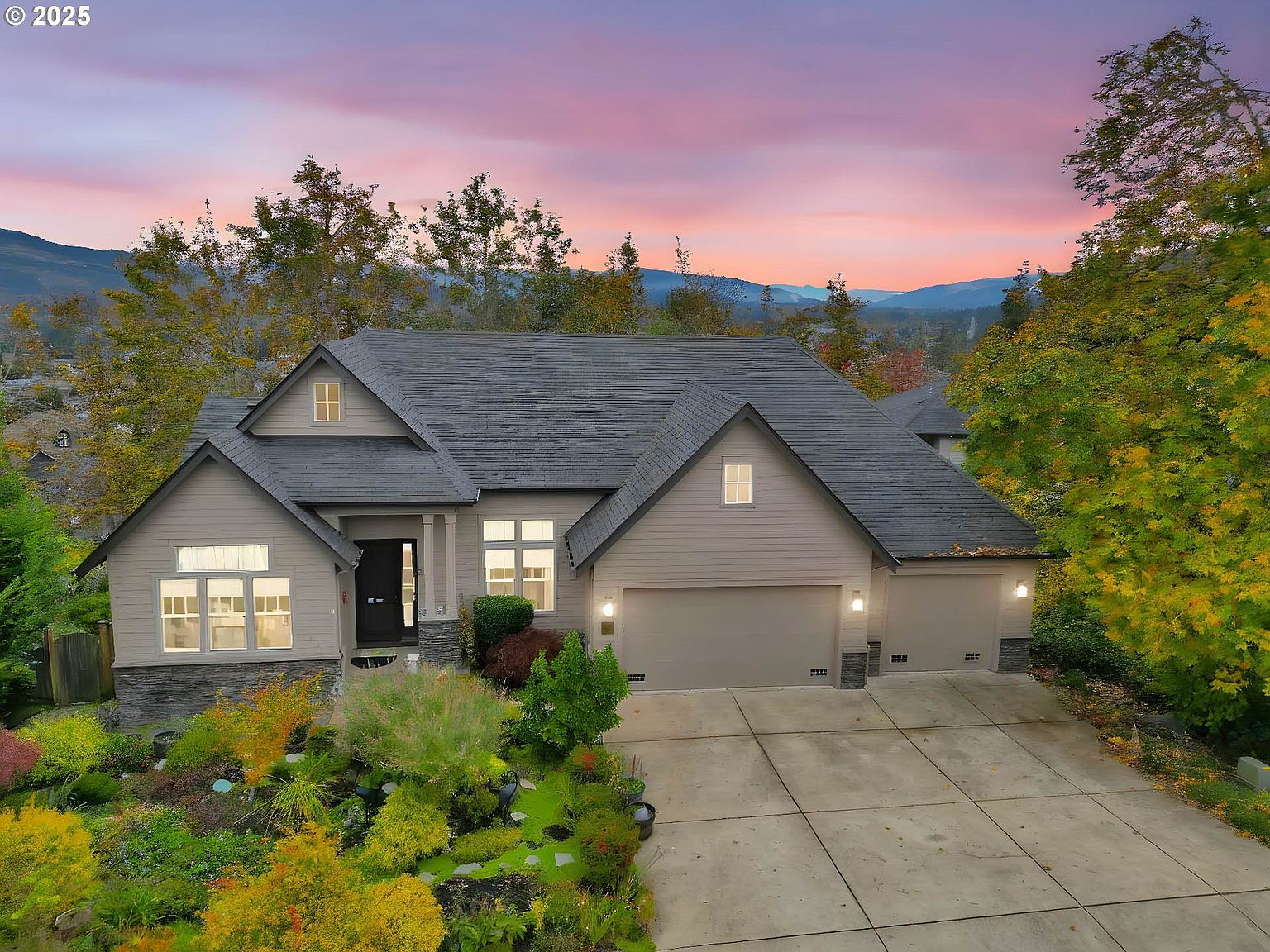 6018 Fernhill Loop, Springfield, OR 97478 | MLS #747421166