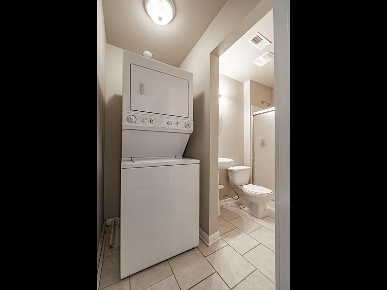 5855 Washington Blvd — Photo 23