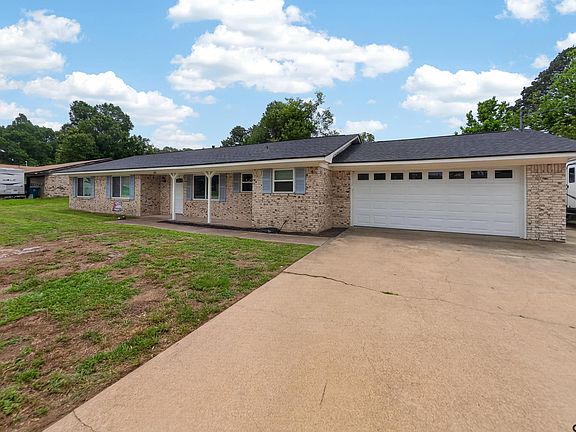 2nd image of 250 Molly Ln