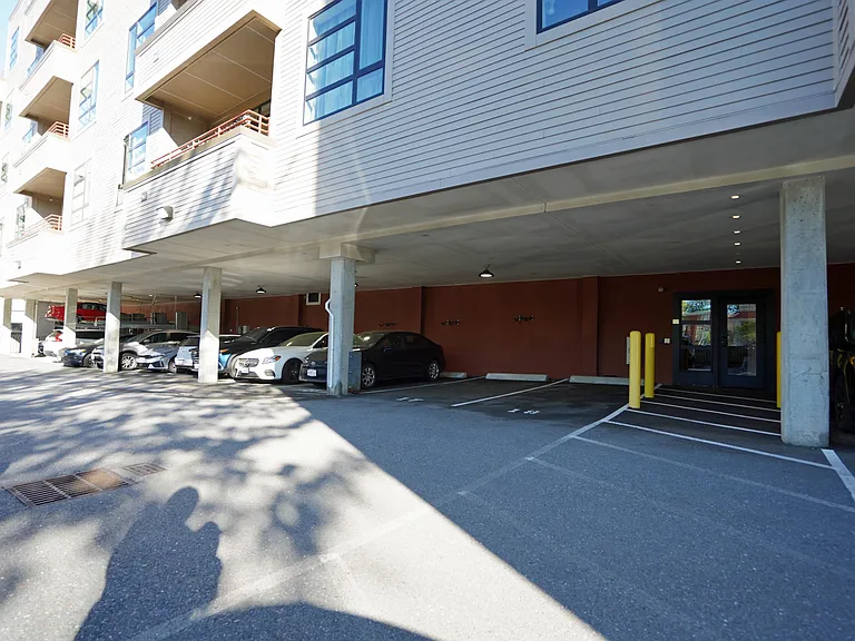 1650 Commonwealth Ave #303 — Photo 23