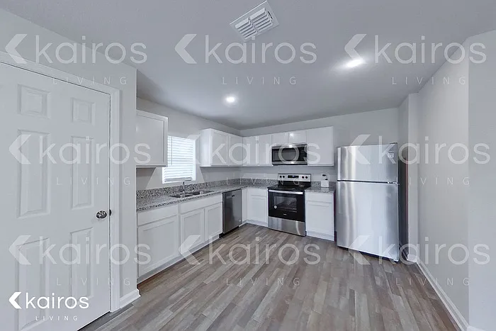 1729 Nebraska Loop — Photo 5