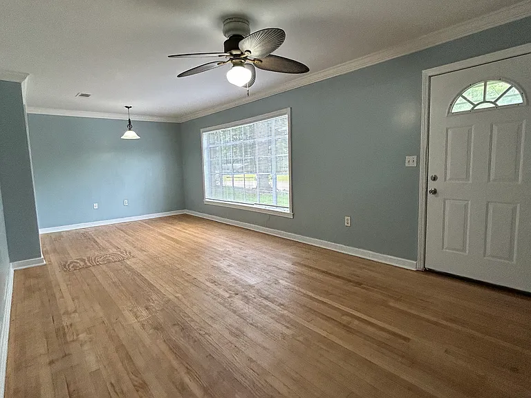 422 Cooper Rd — Photo 4