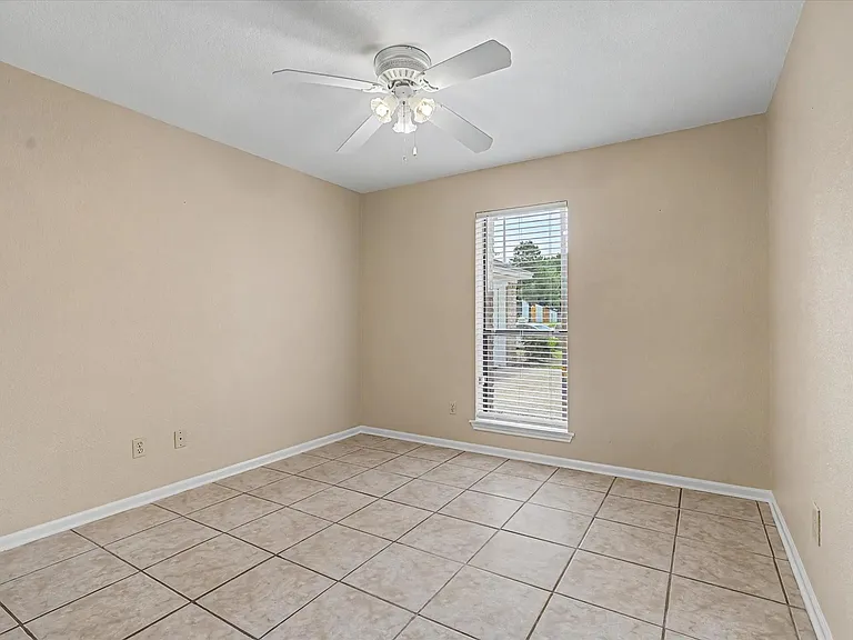 7315 Foxside Ln — Photo 27