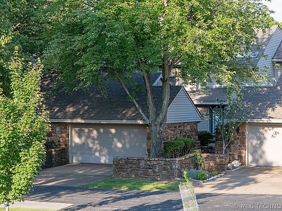 5th image of 33601 Dogwood Clf APT 3