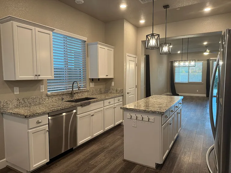 5073 Creekhollow Way — Photo 4