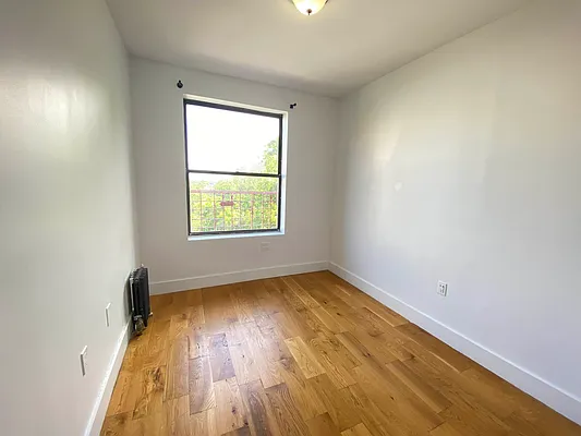 Rented by REAL New York | media 7