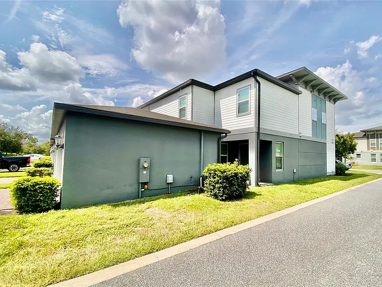 7206 Carrickbend Ln — Photo 52
