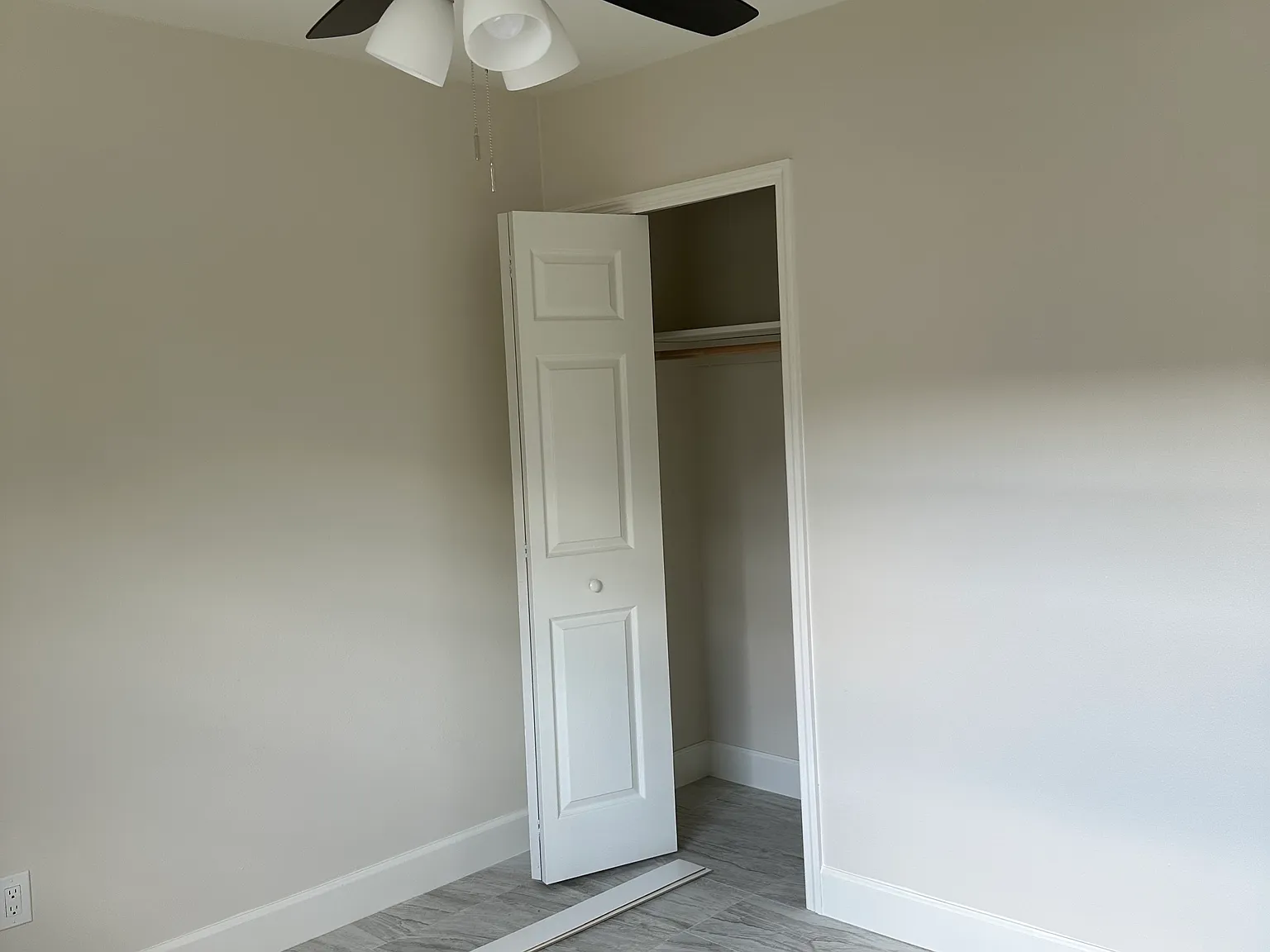 2 bed, 700 sqft, $1,000 — Photo 4