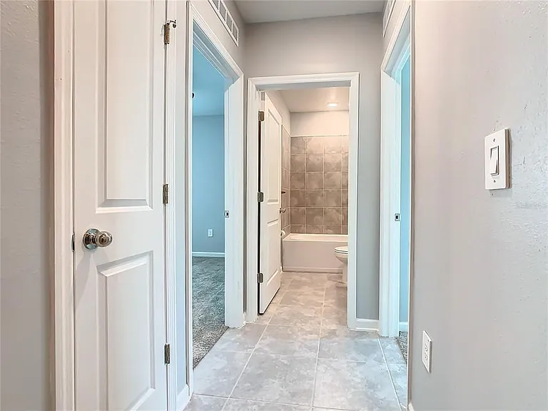 1033 Holden Way — Photo 16